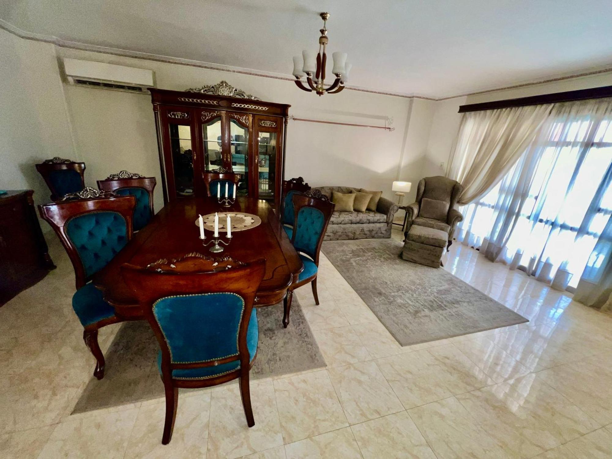 Luxurious 3 Bedroom Rustic Apartment Overlooking Huge Garden - For Families And Couples ไคโร ภายนอก รูปภาพ