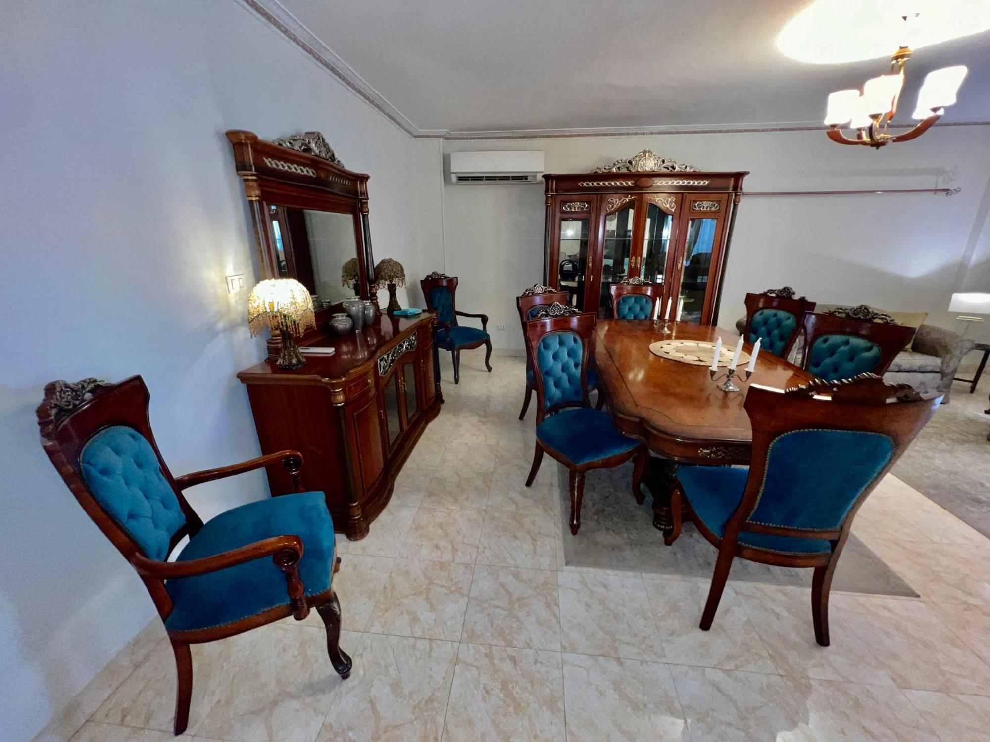 Luxurious 3 Bedroom Rustic Apartment Overlooking Huge Garden - For Families And Couples ไคโร ภายนอก รูปภาพ